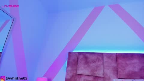 Isabella White online show from 02/25/25, 10:39