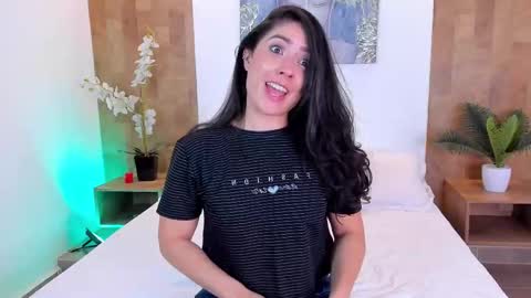 isabella_winkler online show from 12/14/25, 04:12