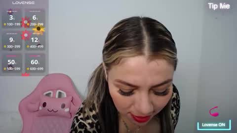 isabella_wish1 online show from 10/17/25, 11:35