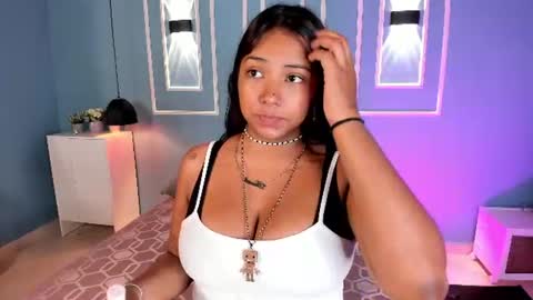 Snapshot of isabella_zc chatting on 06/23/26, 12:03 isabella zc online show from 06/23/26, 12:03