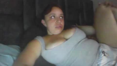 Snapshot of isabellaa_hills_ chatting on 05/27/26, 02:19 isabellaa_hills_ online show from 05/27/26, 02:19
