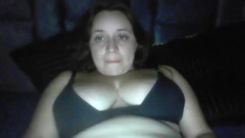 Snapshot of isabellaa_hills_ chatting on 06/14/26, 02:24 isabellaa_hills_ online show from 06/14/26, 02:24