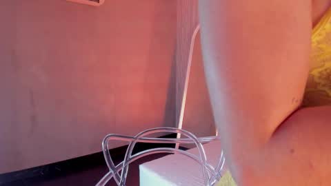 Snapshot of isabellaa_palacios chatting on 01/05/26, 05:27 isabellaa_palacios online show from 01/05/26, 05:27