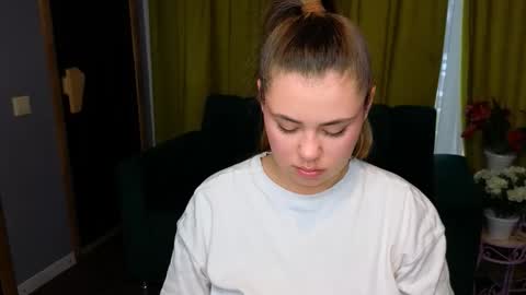 isabellabler online show from 02/13/26, 12:45