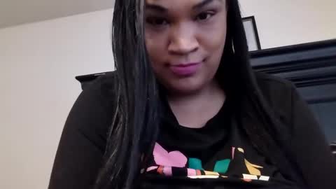 Isabella online show from 12/09/24, 08:33