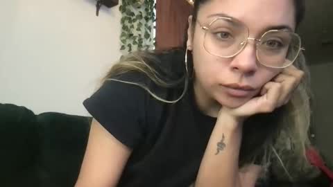 Snapshot of isabellaelizabeth chatting on 04/19/26, 07:05 isabellaelizabeth online show from 04/19/26, 07:05