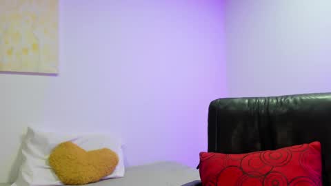 Snapshot of isabellagh1 chatting on 01/26/25, 02:30 Instagram soybella01 online show from 01/26/25, 02:30