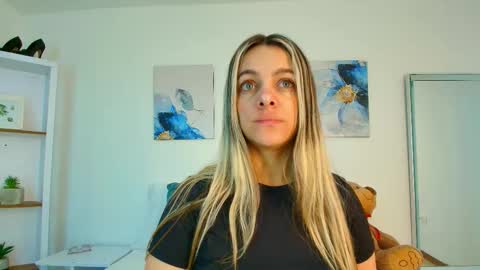 Isabella  online show from 02/28/26, 01:23