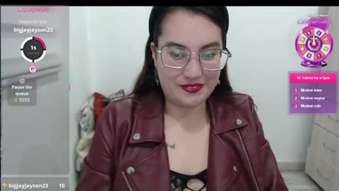 Snapshot of isabellahunter2 chatting on 05/24/26, 01:21 isabellahunter2 online show from 05/24/26, 01:21
