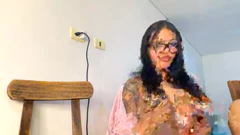 Snapshot of isabellakoffs chatting on 01/24/25, 05:31 Isabella.. back again online show from 01/24/25, 05:31