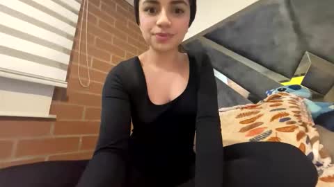 Isabella.. back again  online show from 02/04/26, 01:44