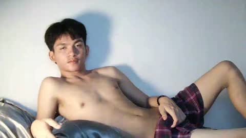 Snapshot of isabellaluvsdaddy chatting on 04/02/26, 01:53 Isabella online show from 04/02/26, 01:53
