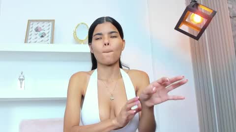 isabellamonet online show from 04/08/26, 07:36