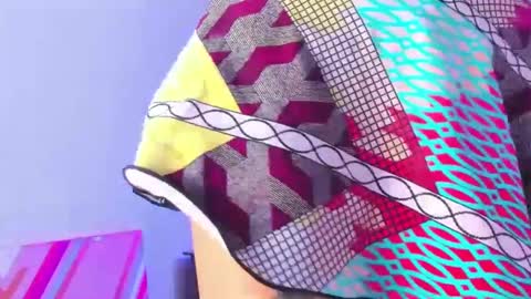 Snapshot of isabellamoons chatting on 03/10/25, 02:06 Isabella anal squirt latina colombian paisa online show from 03/10/25, 02:06