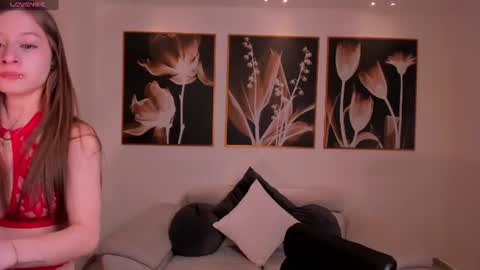 Isabella Moretti online show from 06/24/26, 04:22