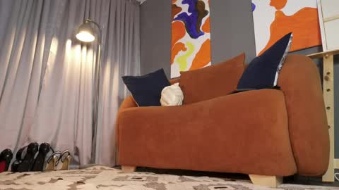 Help me with your follow independent model isabela online show from 05/28/26, 08:06