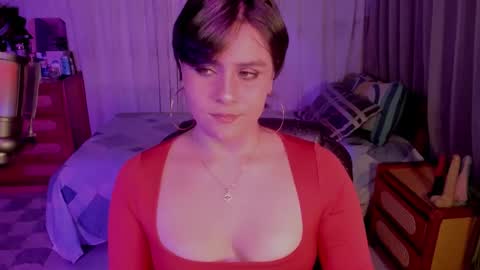 Isabella online show from 06/04/26, 12:33