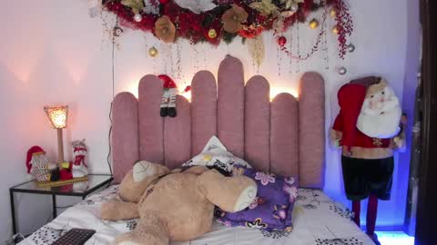  Martina  IG martissmith01 online show from 12/15/24, 01:57