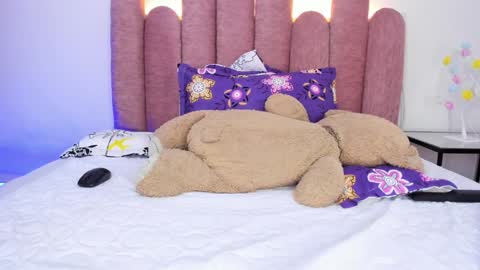  Martina  IG martissmith01 online show from 01/28/25, 12:05