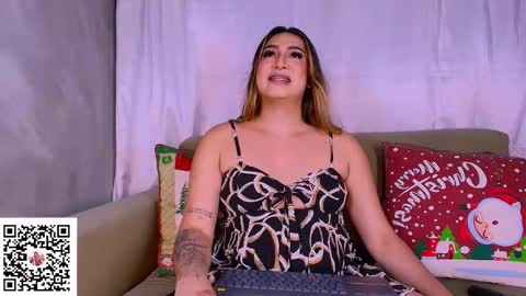  Martina  IG martissmith01 online show from 12/14/25, 10:20