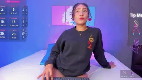 Isabella online show from 11/20/25, 10:42