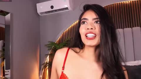 Snapshot of isabellax21 chatting on 02/28/26, 04:46 Isa online show from 02/28/26, 04:46