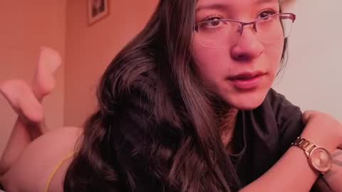 Isabelle online show from 05/14/26, 03:52