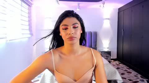 Isa online show from 02/05/25, 05:53