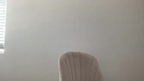 isabellekinsley online show from 10/29/25, 10:00