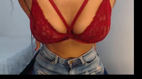 Isabella online show from 12/23/24, 06:11