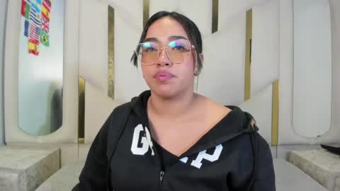 isabellrodriguez18 online show from 07/14/26, 03:33
