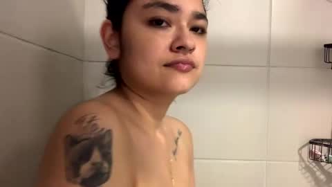 Snapshot of isabelprietoo chatting on 03/07/25, 09:40 Isa online show from 03/07/25, 09:40