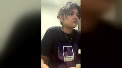 Snapshot of isabelprietoo chatting on 04/16/26, 12:33 Isa online show from 04/16/26, 12:33