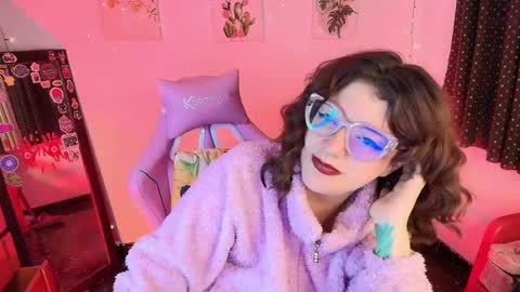 Snapshot of isaferrer06 chatting on 10/30/25, 04:14 Isabella Ferrer online show from 10/30/25, 04:14