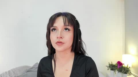 Snapshot of isameow chatting on 12/17/24, 10:22 isameow online show from 12/17/24, 10:22