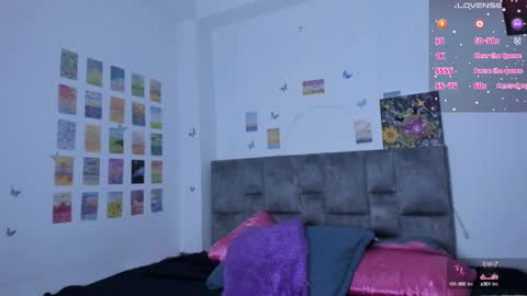 Isabela  online show from 03/12/25, 03:57