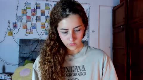 Isabela  online show from 02/10/26, 05:00