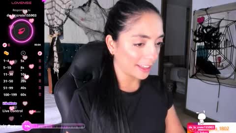 isabel  online show from 10/24/25, 05:20