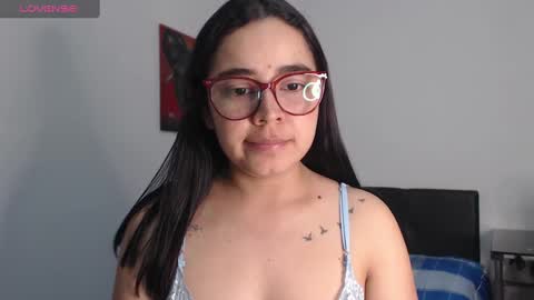 Emma online show from 02/11/25, 02:46