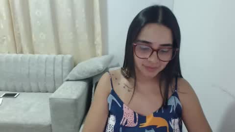 Snapshot of isemma chatting on 03/16/26, 01:55 Emma online show from 03/16/26, 01:55