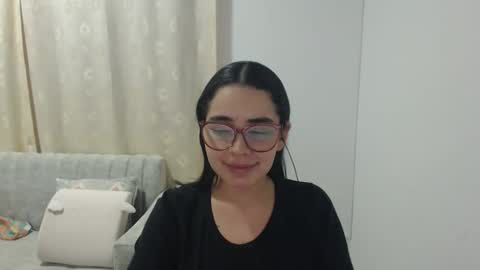 Snapshot of isemma chatting on 04/06/26, 04:10 Emma online show from 04/06/26, 04:10