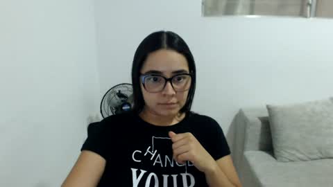 Snapshot of isemma chatting on 07/16/26, 04:07 Emma online show from 07/16/26, 04:07