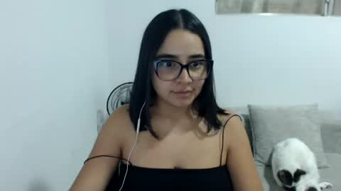 Snapshot of isemma chatting on 08/07/26, 02:57 Emma online show from 08/07/26, 02:57