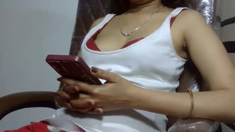 Snapshot of ishika_ishu chatting on 02/21/26, 06:53 ishika_ishu online show from 02/21/26, 06:53