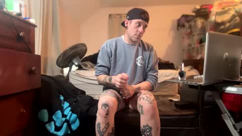 Snapshot of ishouldntbeonhereagain chatting on 03/08/25, 04:12 Daddy Master Master Daddy online show from 03/08/25, 04:12