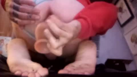 Snapshot of ishouldntbeonhereagain chatting on 10/18/25, 08:26 Daddy Master Master Daddy online show from 10/18/25, 08:26