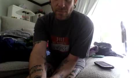 Snapshot of ishouldntbeonhereagain chatting on 04/17/26, 07:39 Daddy Master Master Daddy online show from 04/17/26, 07:39