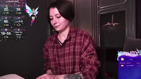 Snapshot of ishtardivine chatting on 04/05/26, 10:56 Ishtar online show from 04/05/26, 10:56