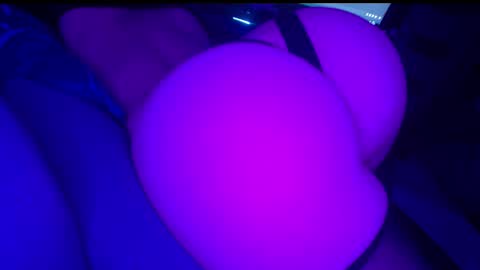 ishtarea online show from 03/08/25, 10:13