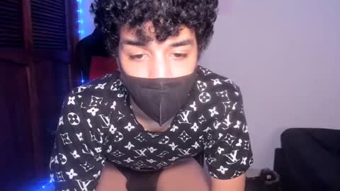 Isidro online show from 03/06/25, 07:03